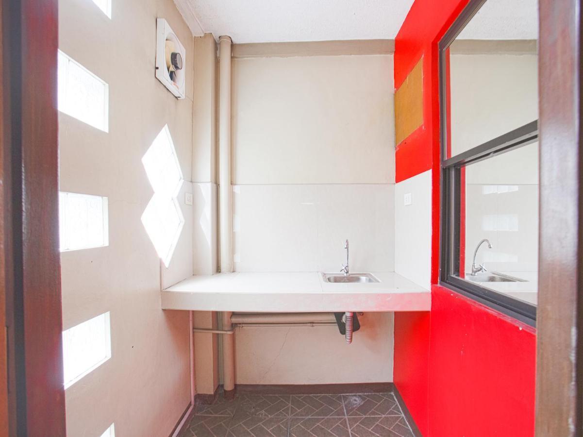 Oyo 802 Ka Farah'S Inn Antipolo Kültér fotó