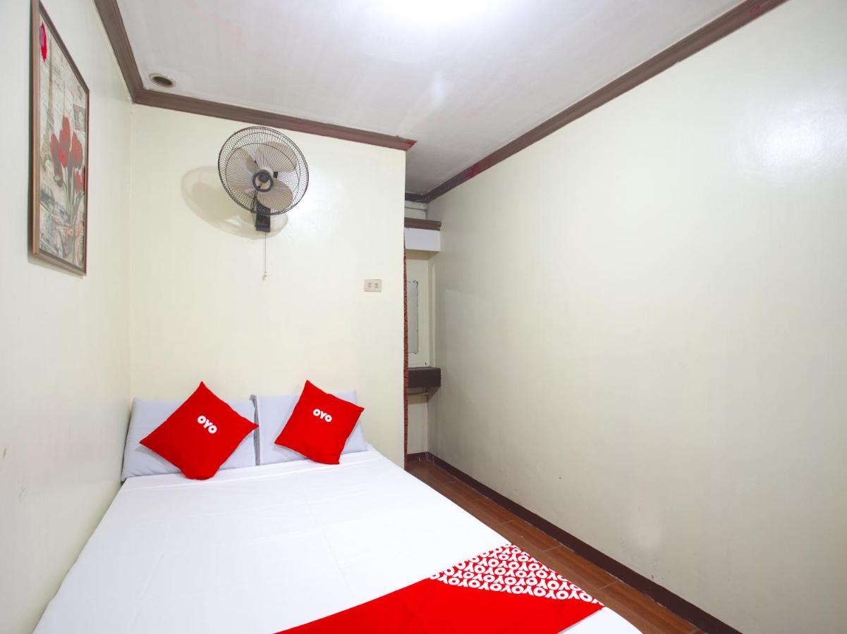 Oyo 802 Ka Farah'S Inn Antipolo Kültér fotó
