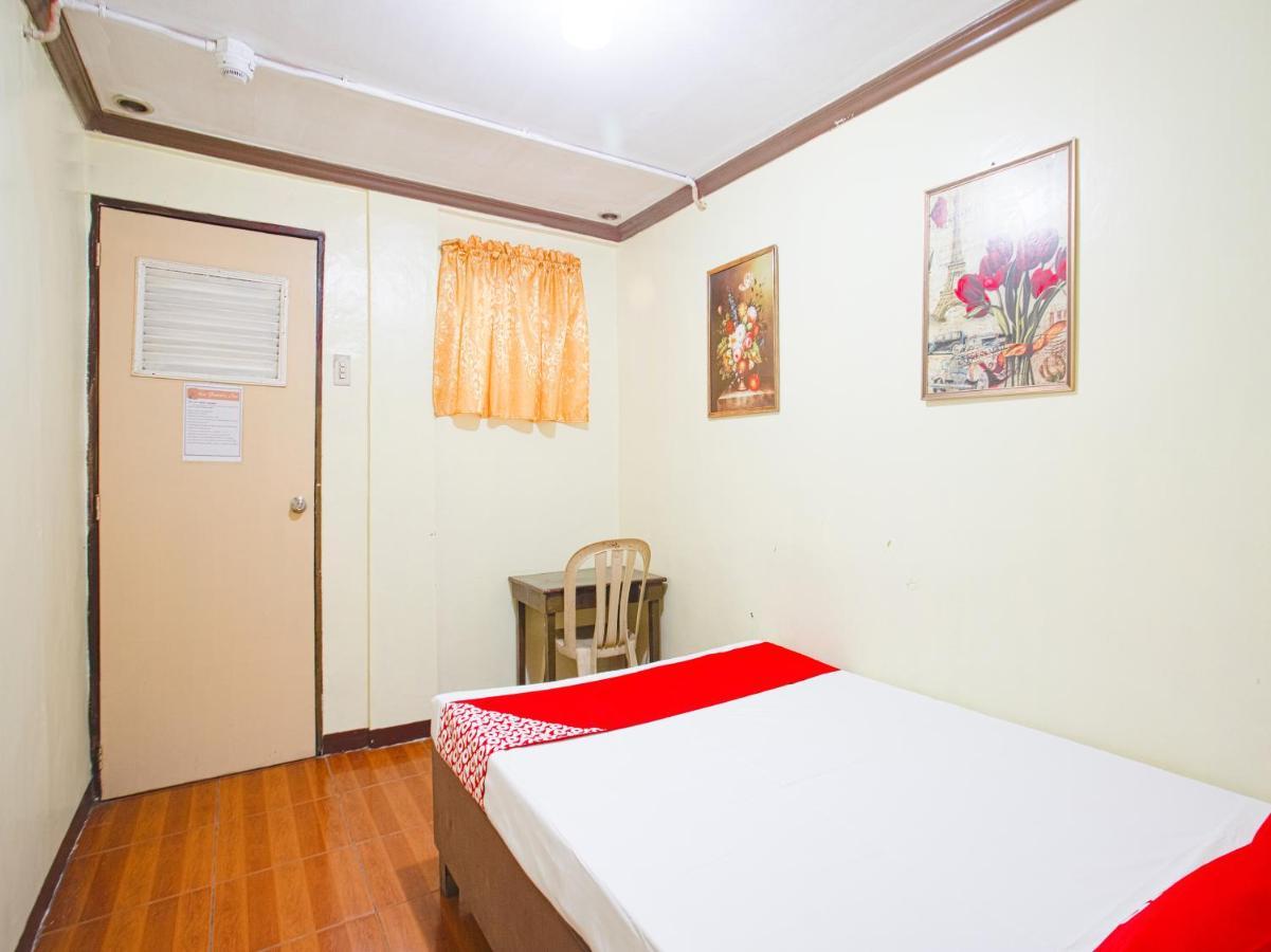 Oyo 802 Ka Farah'S Inn Antipolo Kültér fotó