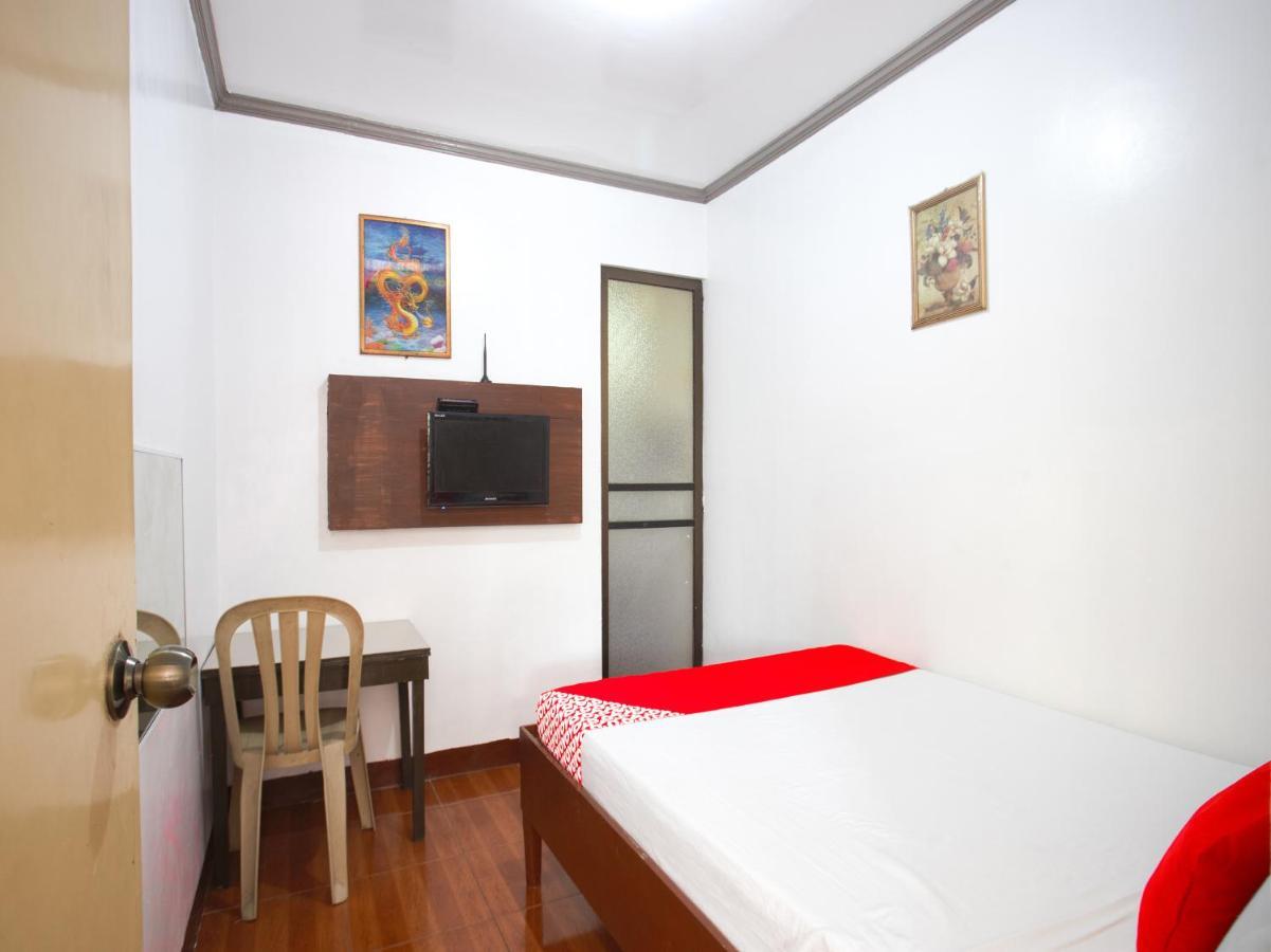Oyo 802 Ka Farah'S Inn Antipolo Kültér fotó